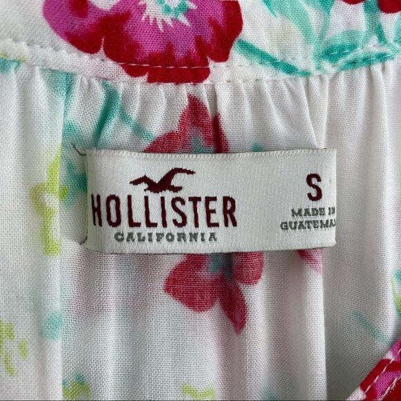 Hollister Split Neck Floral Shirt - Picture 7 of 9